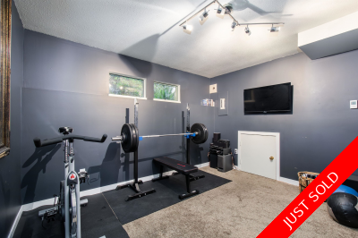 Central Lonsdale Townhouse for sale: 3 bedroom 1,813 sq.ft. (Listed 2026-01-29)